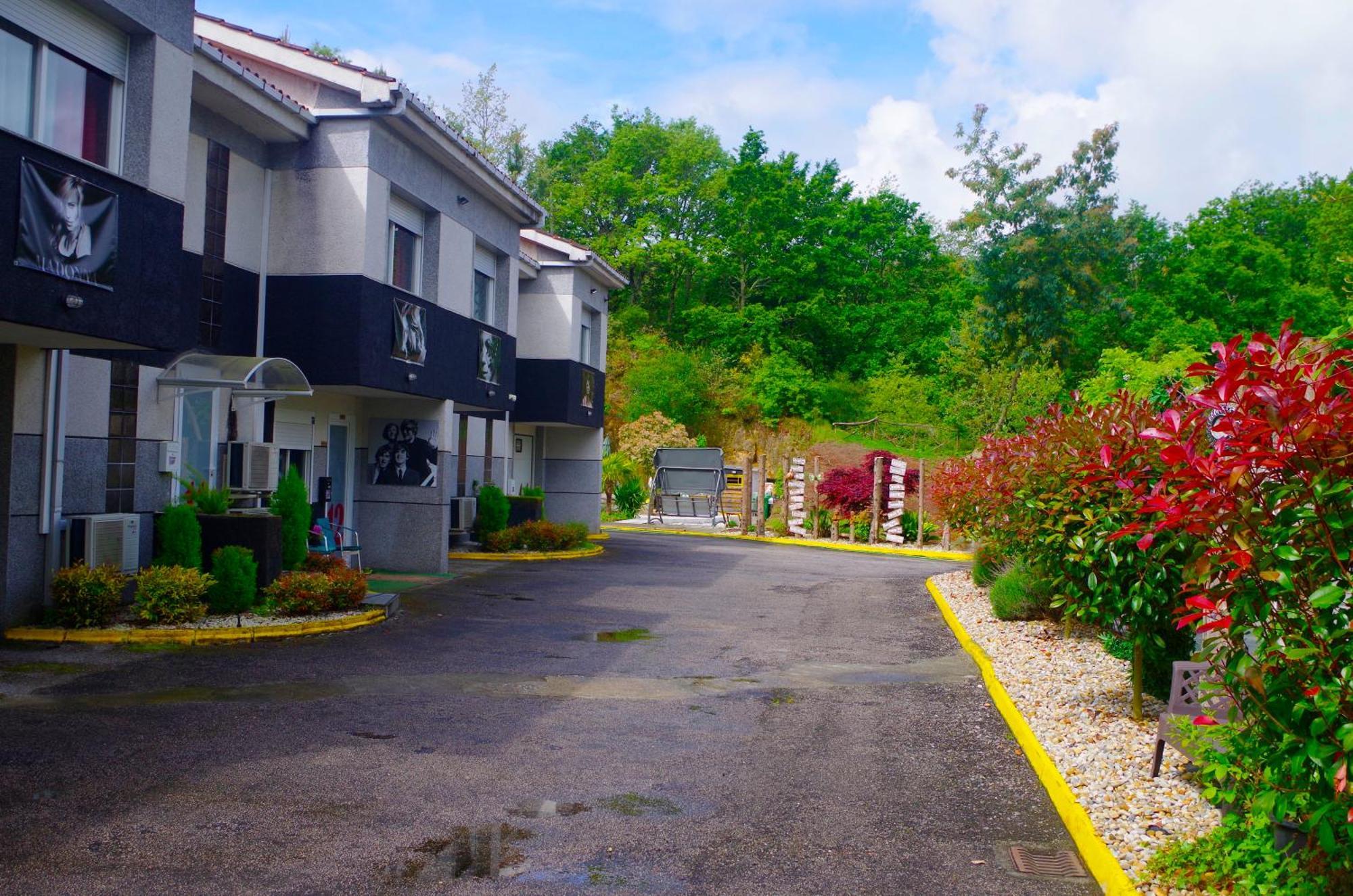 Hotel Apartamentos Rock Star Taboadela Exterior foto